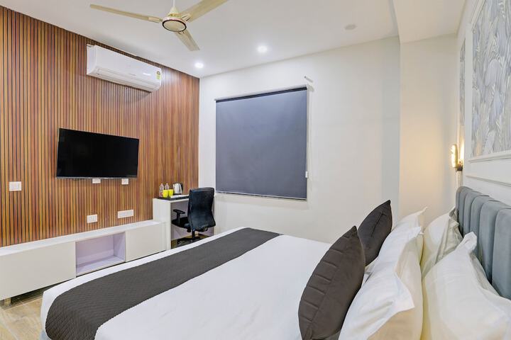 Room 14 of 31