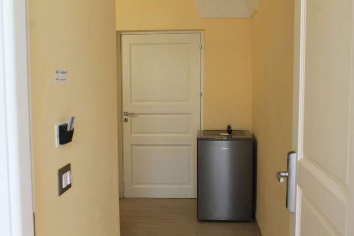 Room 28 of 50