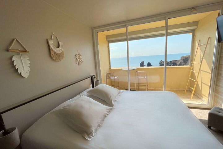 Room 12 of 21