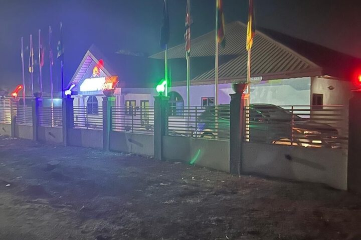 Hotel 80 of 88