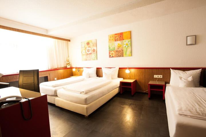 Room 26 of 57