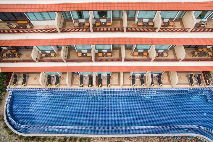 Hotel 245 of 257