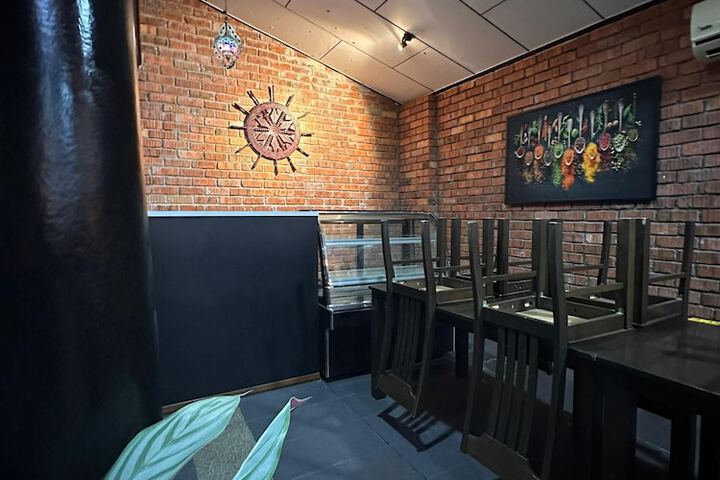 Dining 58 of 75
