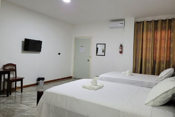Room 3 of 35
