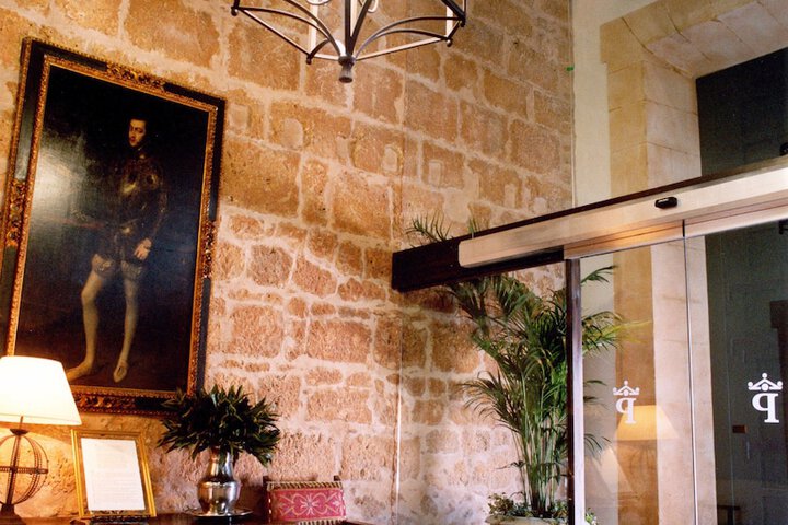 Hotel 3 of 89