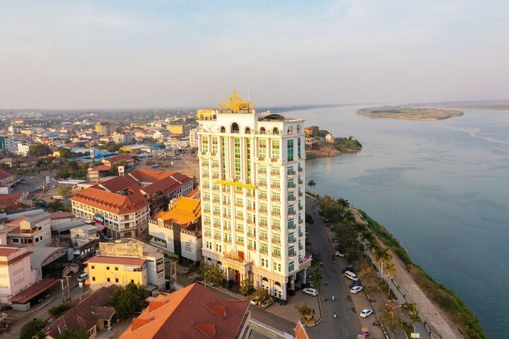 Hotel 129 of 142