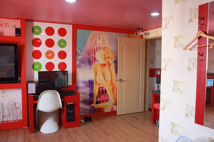 Room 60 of 84
