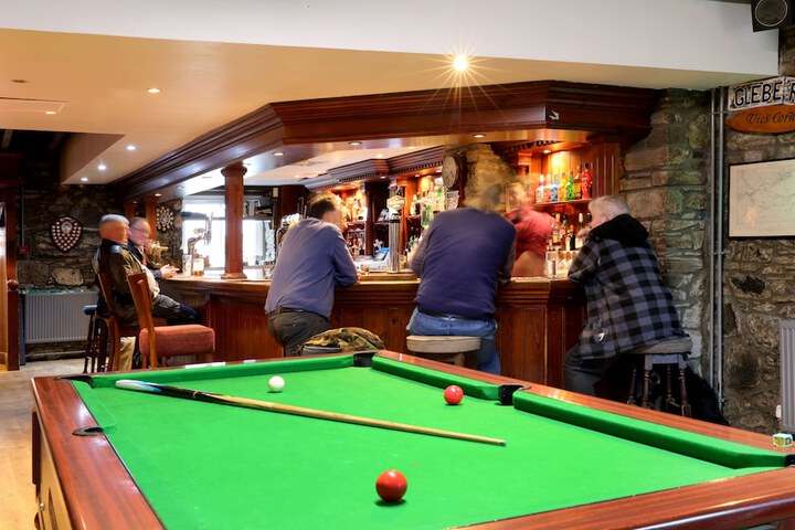 Sports bar