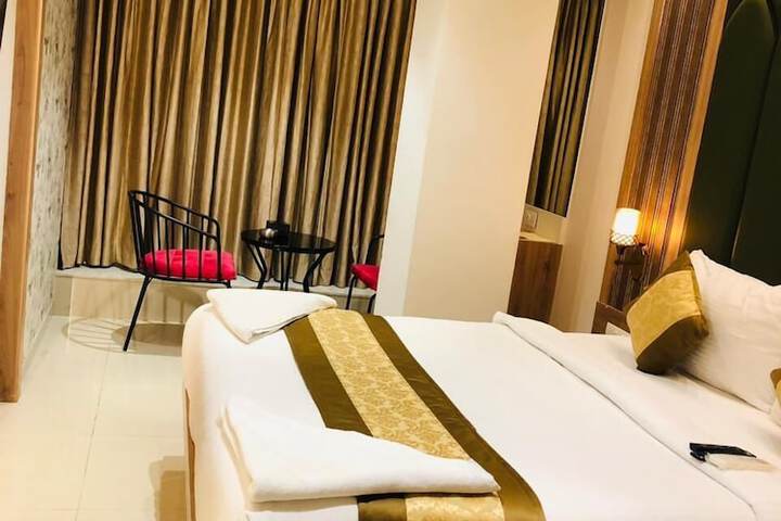 Room 16 of 22