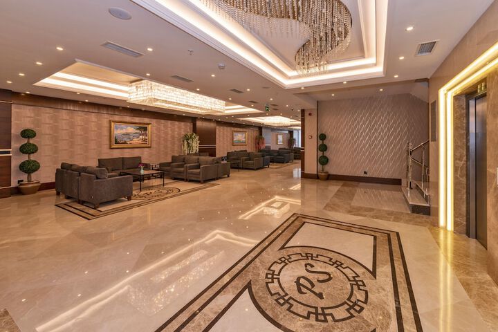 Lobby Entry