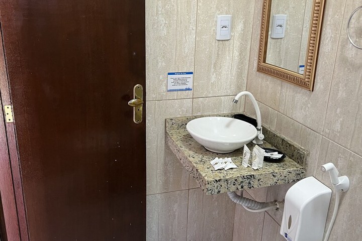 Room 57 of 74