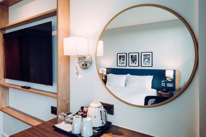 Room 26 of 70