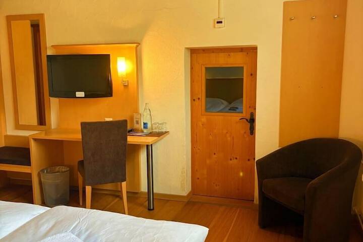 Room 20 of 62