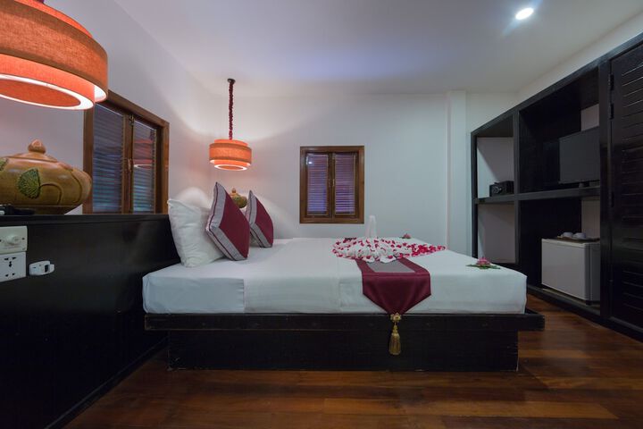 Room 26 of 80