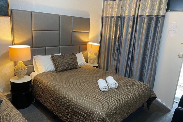 Room 7 of 52