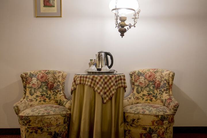 Room 51 of 88