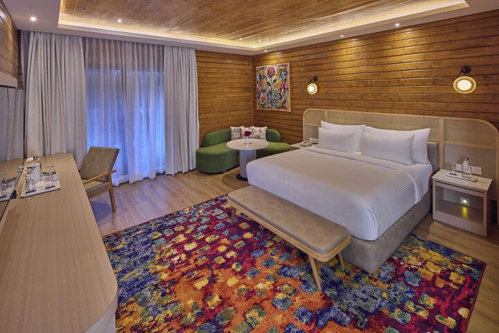 Room 17 of 90