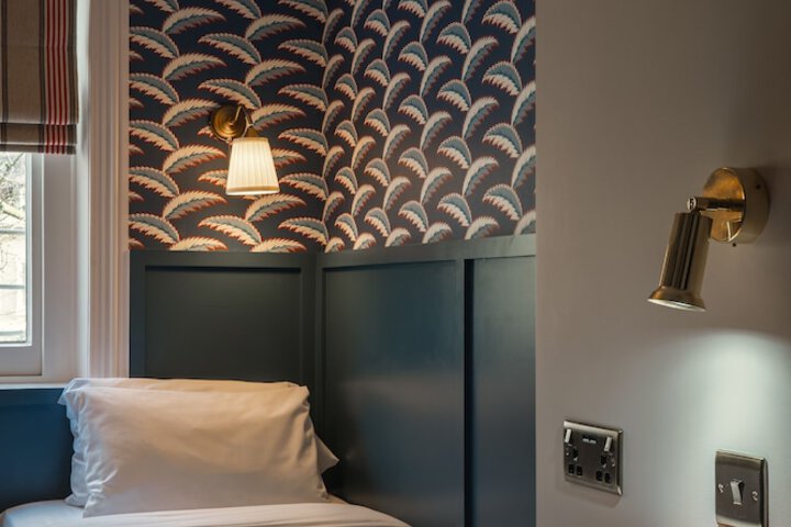 Room 32 of 78