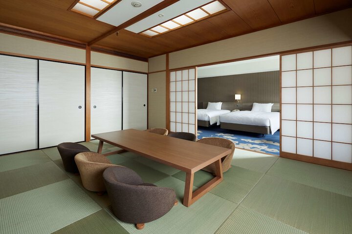 Room 21 of 122