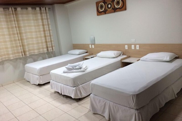 Room 11 of 37