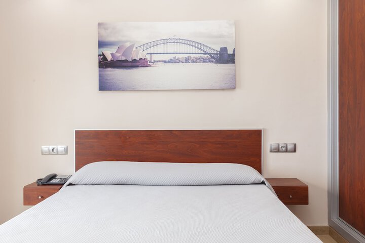 Room 18 of 39