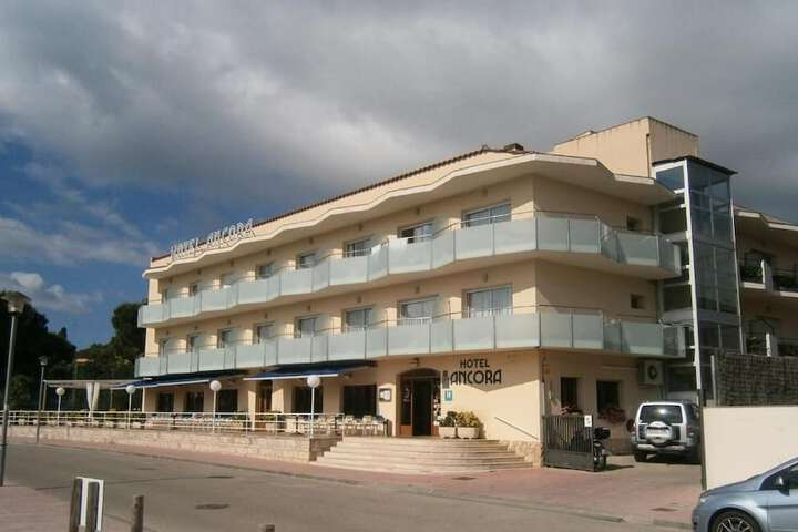 Hotel 63 of 65