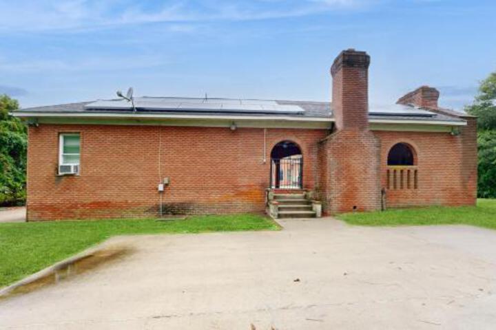 The Brooklyn Estate in Berlin, MD
