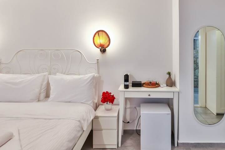 Room 48 of 93
