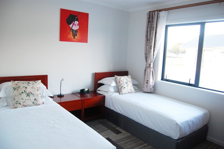 Room 8 of 21