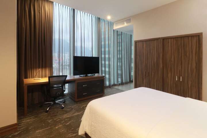 Room 26 of 60