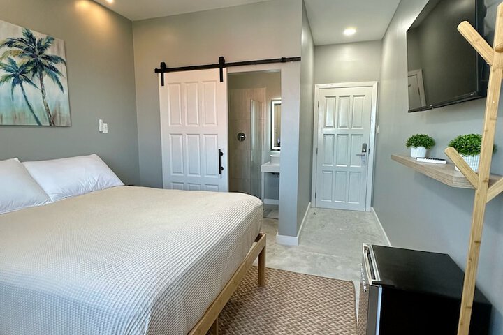 Room 8 of 53