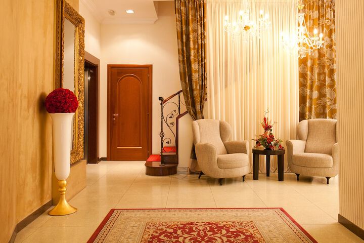 Lobby Entry