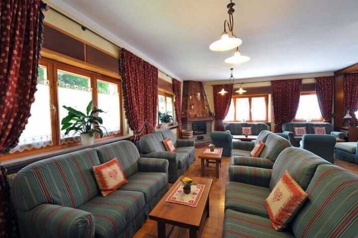 Hotel Interior 9 of 75
