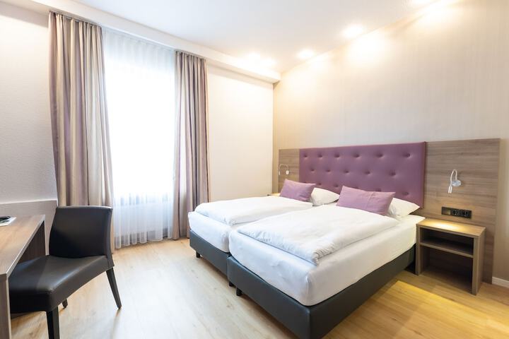 Room 9 of 55
