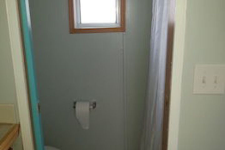 Room 2 of 38