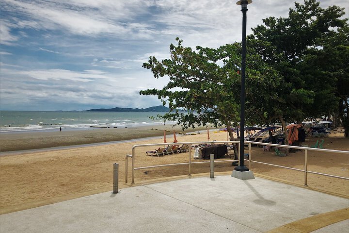 Beach 20 of 32