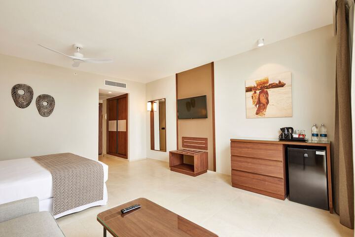 Room 8 of 39