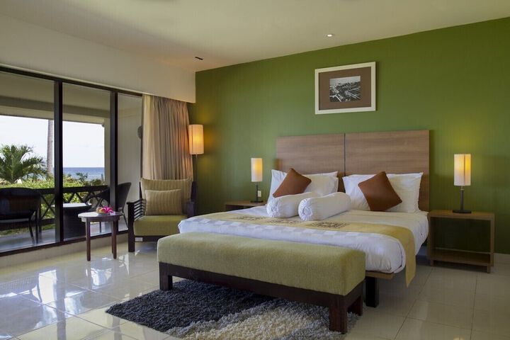 Room 2 of 20