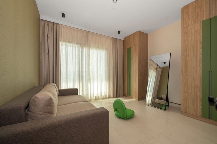 Room 74 of 120