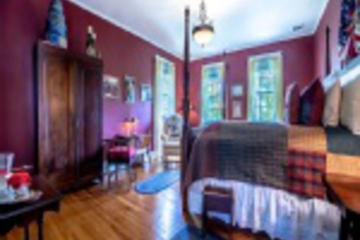 Room 181 of 384