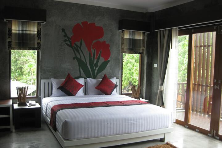 Room 4 of 151