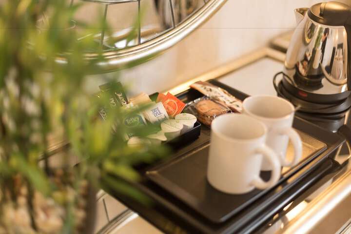 Breakfast/Coffee Service 9 of 38