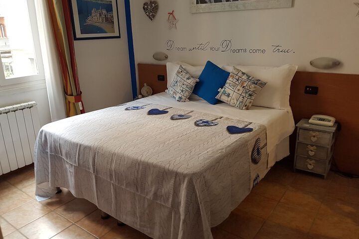 Room 4 of 56