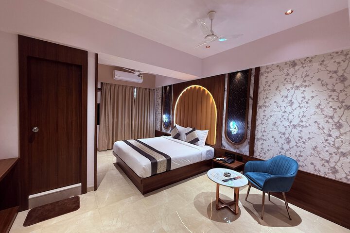 Room 29 of 74
