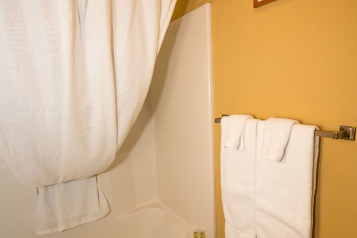 Room 34 of 89