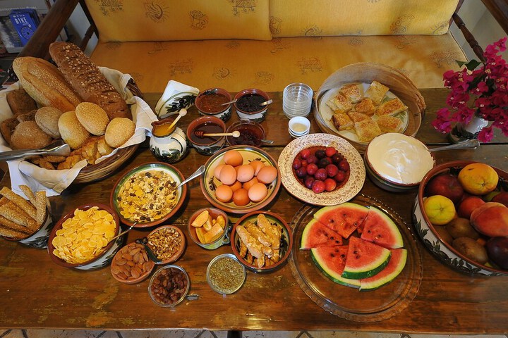 Dining 44 of 61