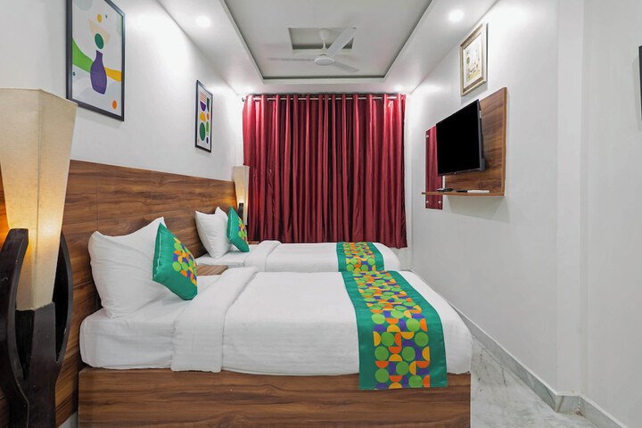 Room 15 of 41