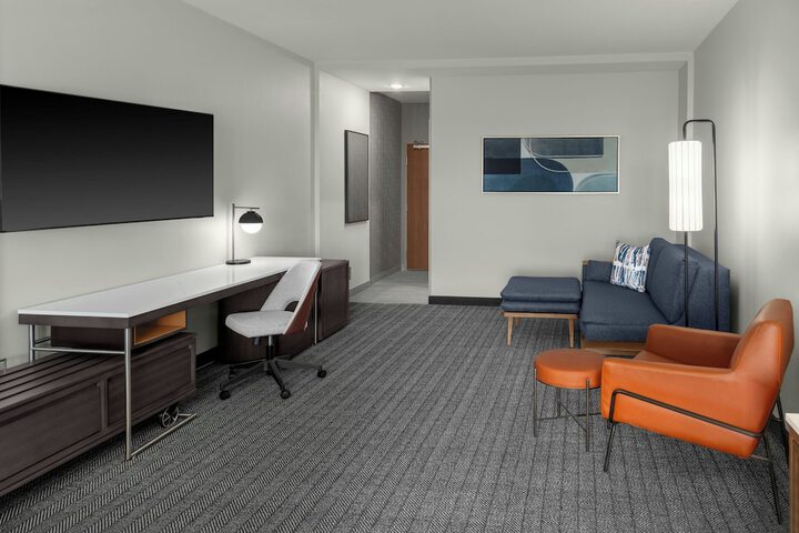 Room 26 of 45