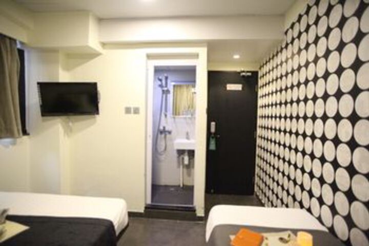 Room 3 of 30