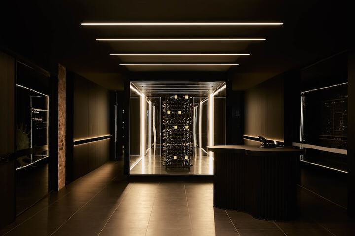 Hotel 2 of 68